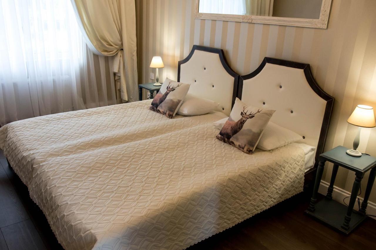 "Дальний Кордон" Hotel Moshchanytsya Ngoại thất bức ảnh