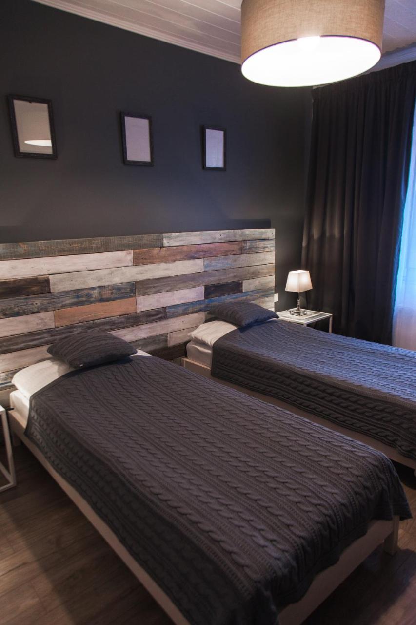 "Дальний Кордон" Hotel Moshchanytsya Ngoại thất bức ảnh